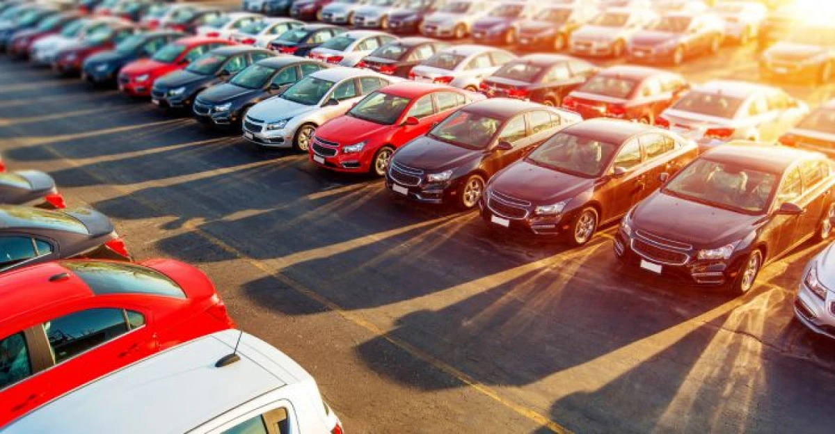 Motivul pentru care românii plătesc cu peste 20% mai mult pentru mașinile second-hand