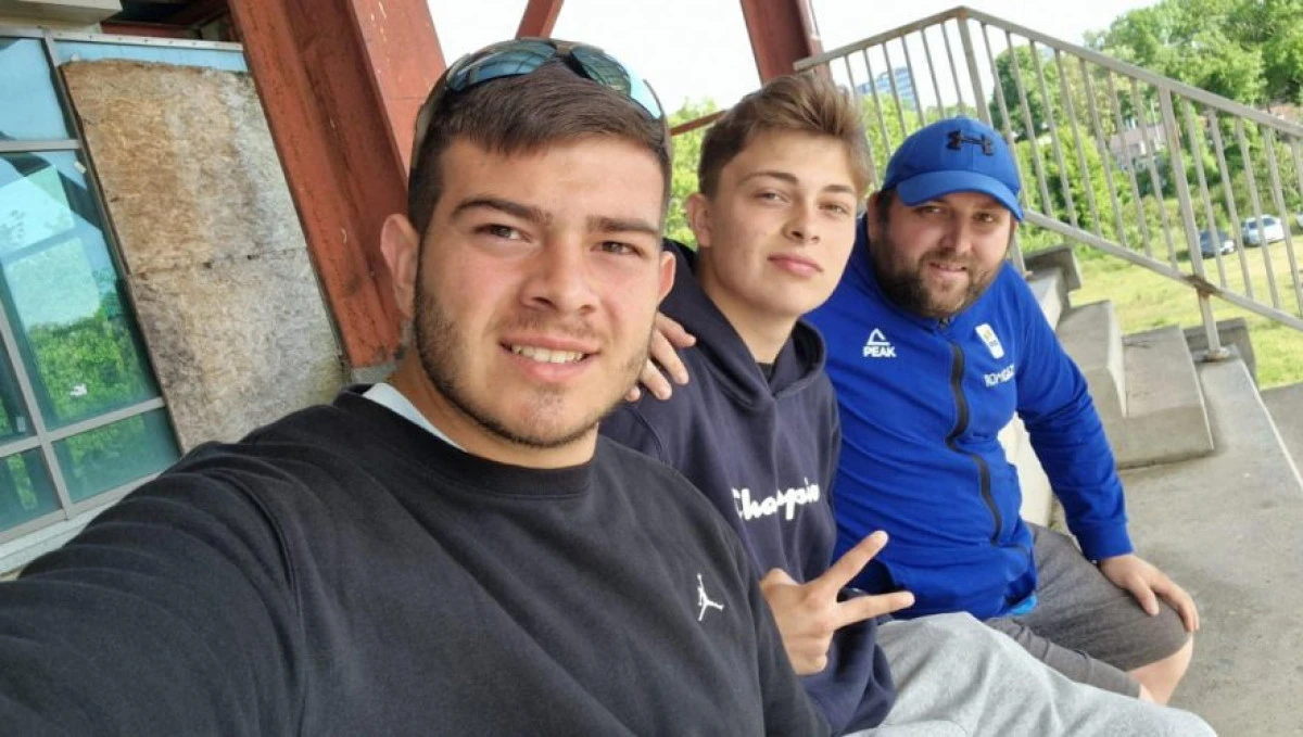 Motorca și Lauric sunt medaliații Gloriei Arad la Naționalele Școlare de atletism