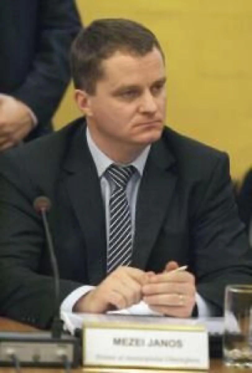 MURES: PRIMARUL DIN GHEORGHENI, IN AREST LA DOMICILIU
