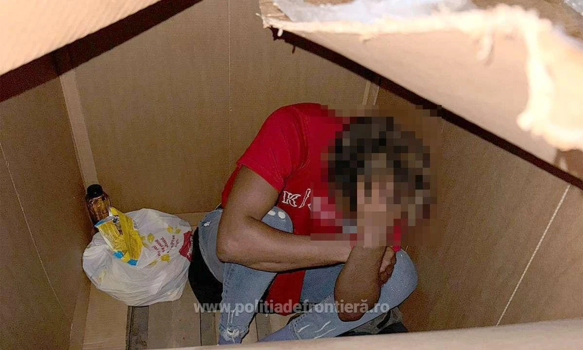 Nădlac II: 12 cetățeni srilankezi, ascunși în cutii de lemn, într-o autoutilitară