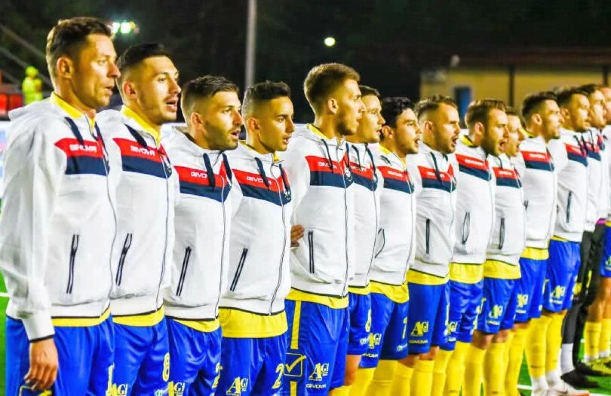 Naţionala de minifotbal se pregăteşte la baza Desavoia