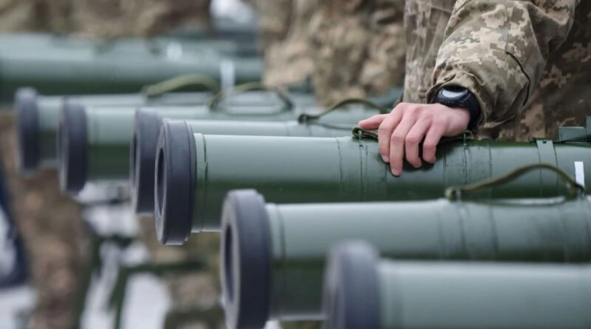 NATO va coordona livrările de arme către Ucraina