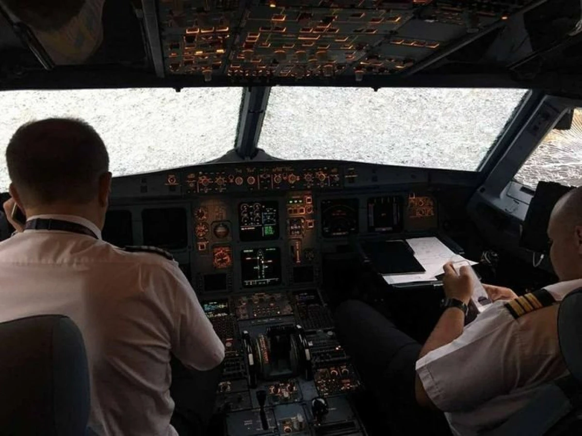Niciodată nu este prea târziu! Lecția de viață a bărbatului devenit pilot la 51 de ani