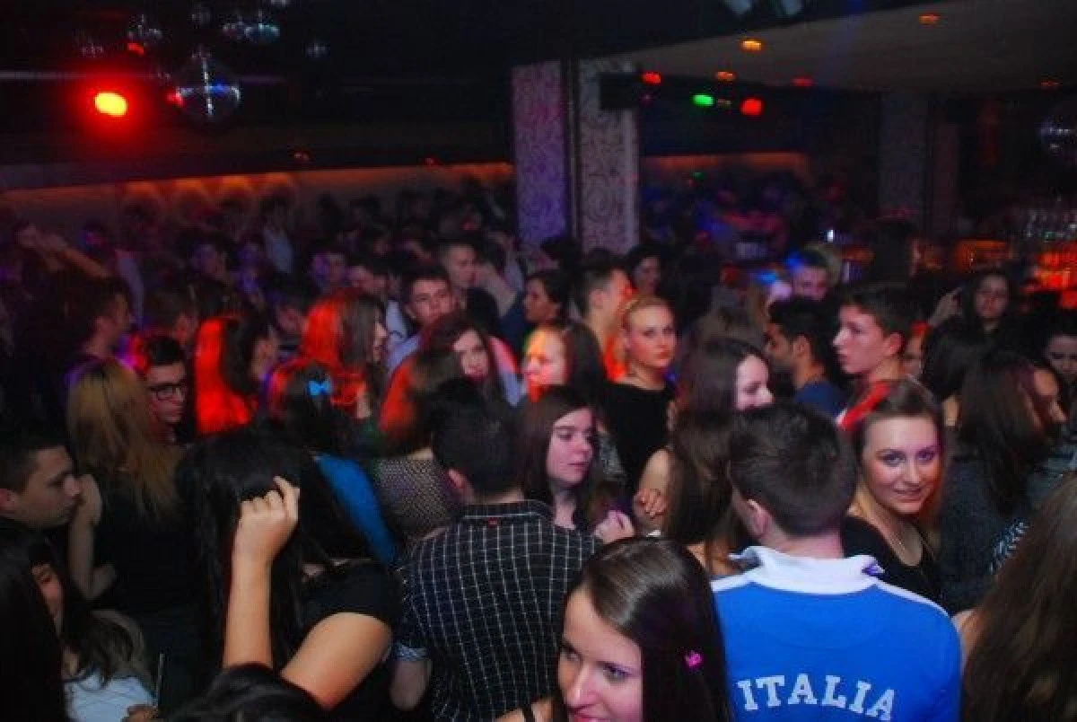 NOAPTEA LICEELOR, UN EVENIMENT ASTEPTAT DE TINERI