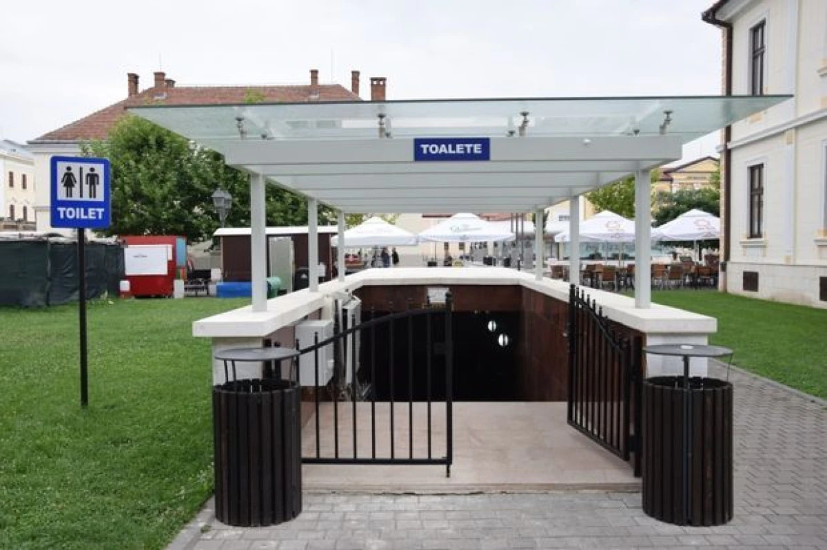 NOAPTEA MINȚII ȘI A BUNULUI-SIMȚ: BUDA DE 370.000 DE EURO PREZENTATĂ CA OBIECTIV TURISTIC