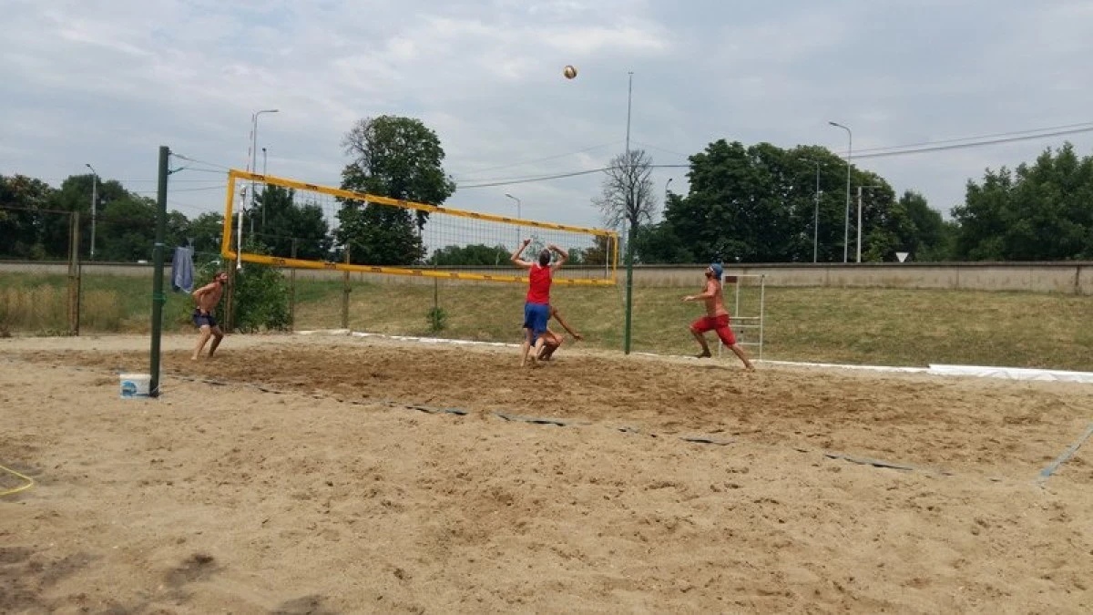 Noi terenuri de volei pe plajă au apărut la Arad