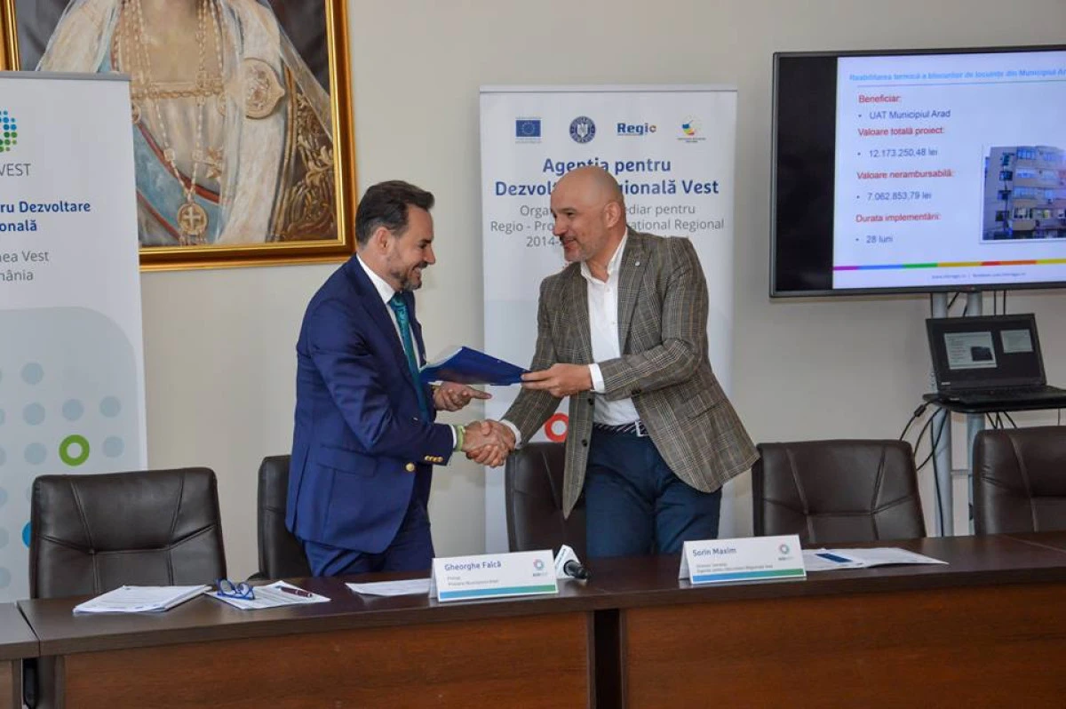 Nouă blocuri din Arad vor fi reabilitate termic