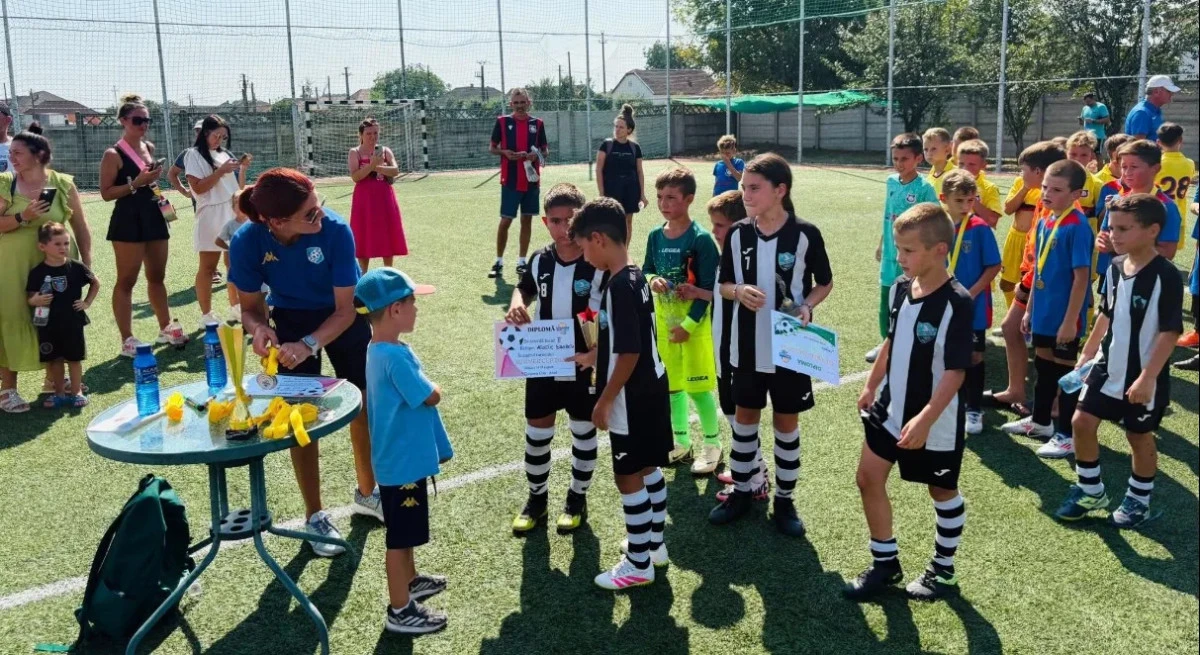 Nouă echipe arădene au urcat pe podium la „Criș Summer Cup”, trei dintre ele sunt campioane!