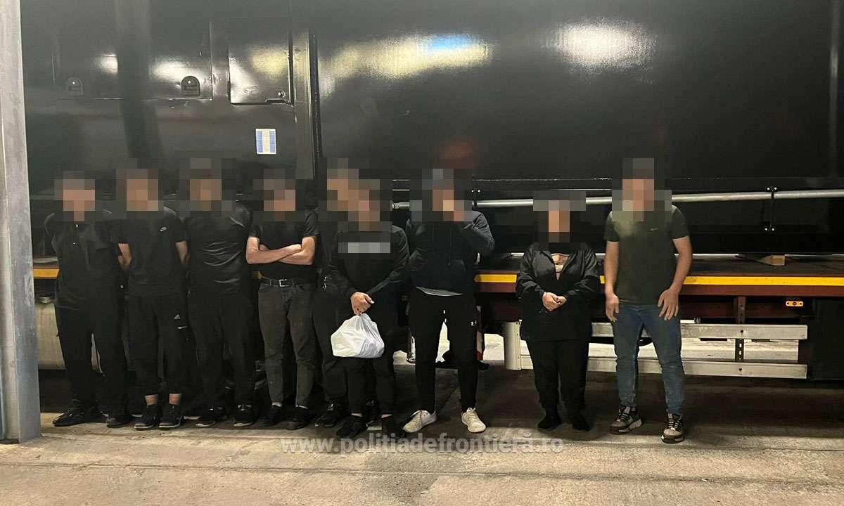 Nouă refugiați au fost găsiți de polițiștii de frontieră arădeni într-un TIR, la Nădlac II