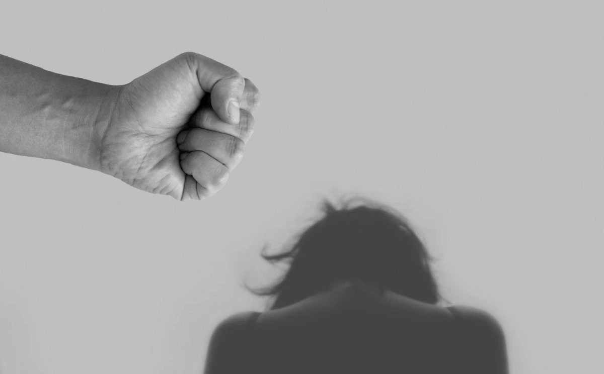 Nu a suportat despărţirea şi a devenit violent