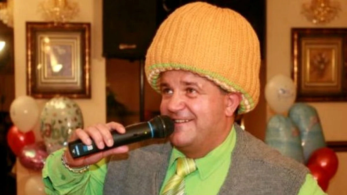 Nu o să crezi ce făcea Axinte înainte să fie umorist
