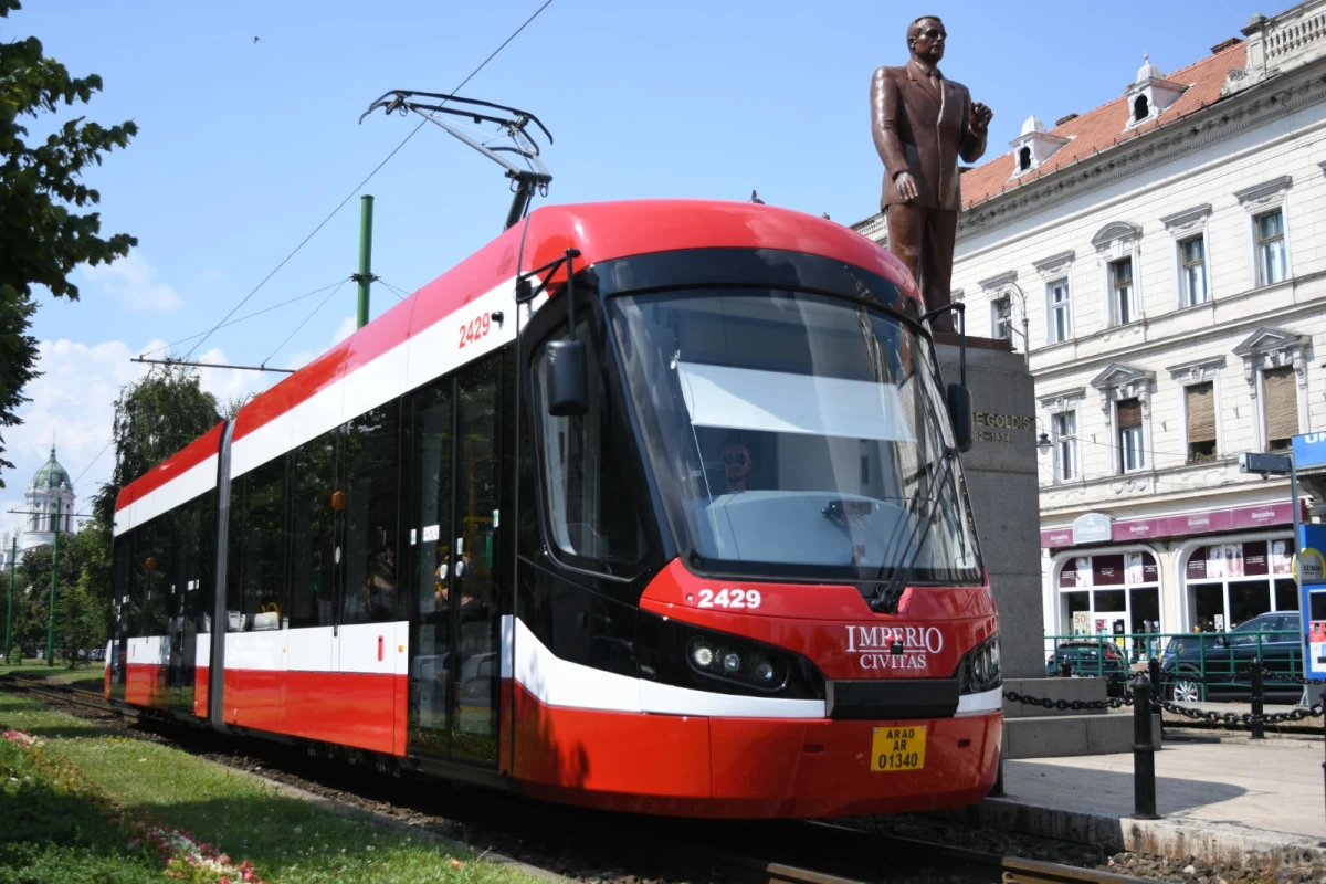 Numărul biletelor de transport public s-a triplat la Arad după introducerea programului „1 leu pe zi”