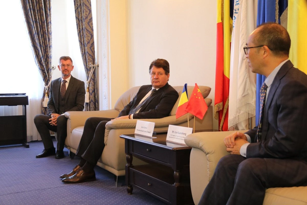O delegație chineză pregătește o vizită de afaceri la Arad