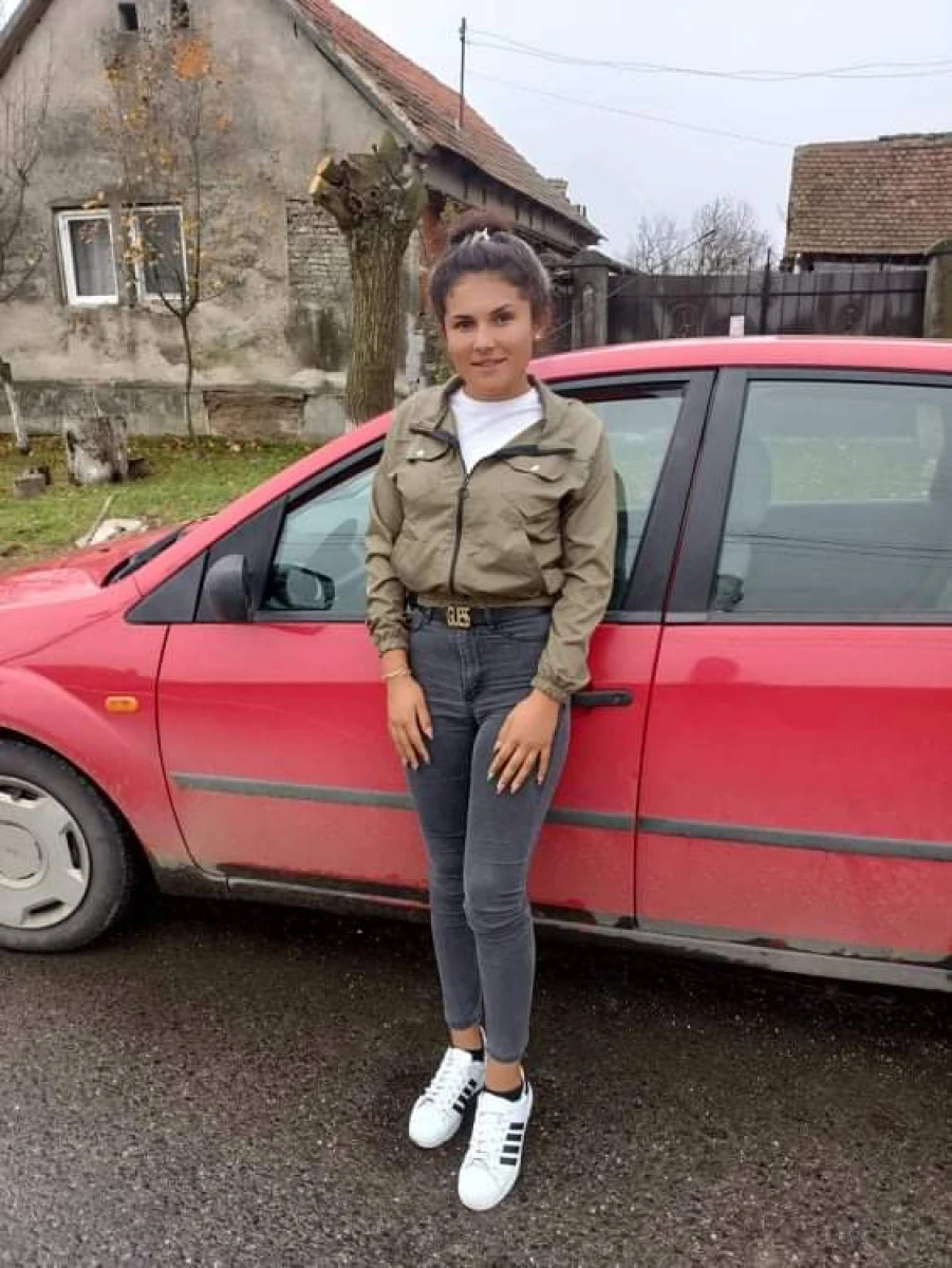 O fată de 17 ani din Berechiu a fost dată dispărută de concubinul cu care locuia
