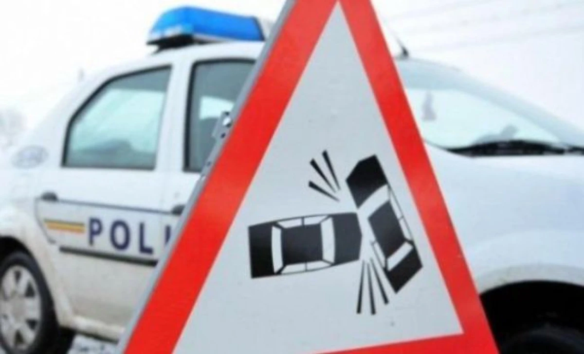 O femeie a ajuns la spital, după un accident provocat de un tânăr pe strada Oituz