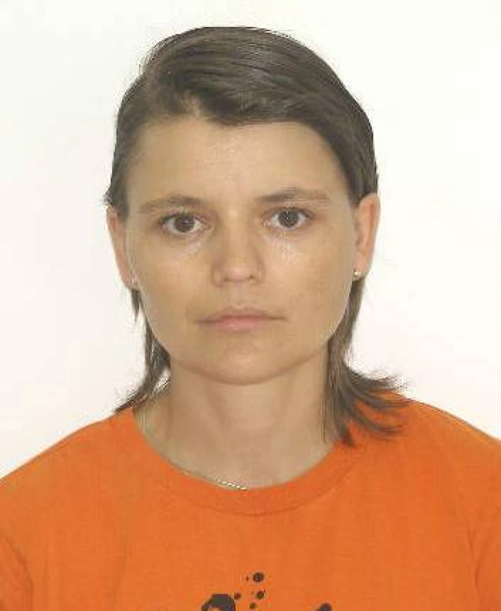 O femeie a fost dată dispărută de aproape o lună. Dacă o vedeți, sunați la 112!