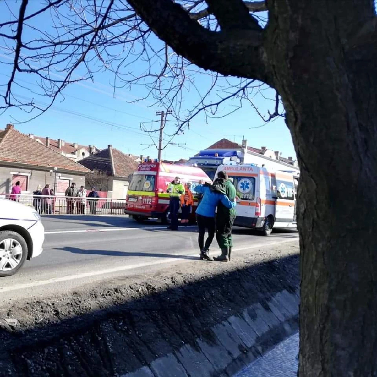 O femeie însărcinată a fost accidentată mortal pe o trecere de pietoni din Vladimirescu
