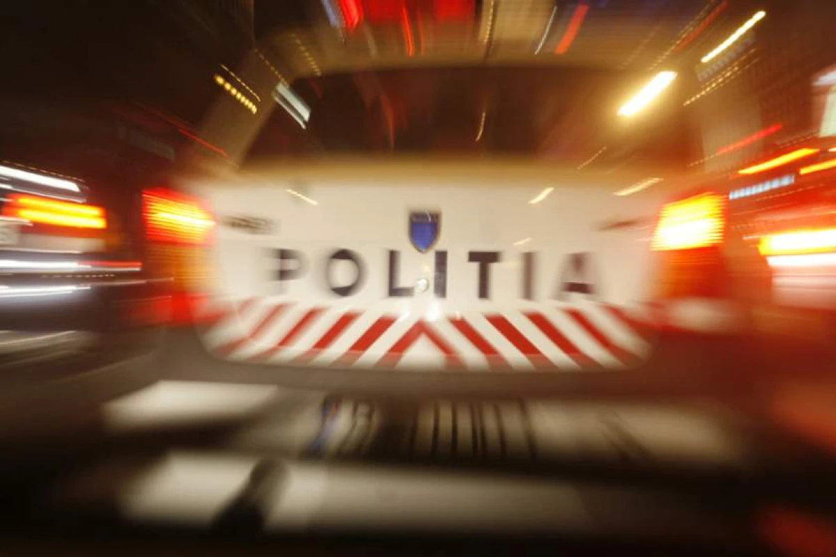 O fetiță de 11 ani a fost accidentată pe trecerea de pietoni. Polițiștii au reușit să prindă șoferul, care fugise de la locul faptei