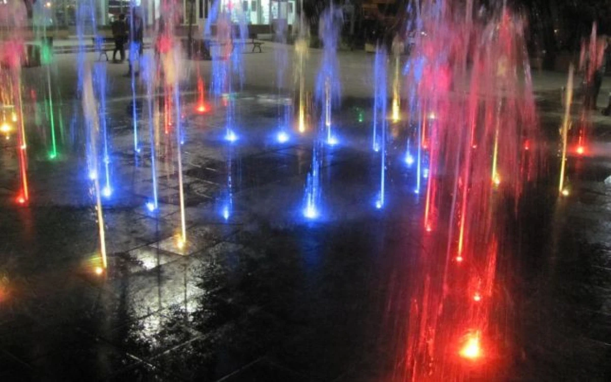 O FIRMA ARADEANA A REALIZAT O FANTANA ARTEZIANA LA TIMISOARA, CU DOAR 100.000 DE EURO