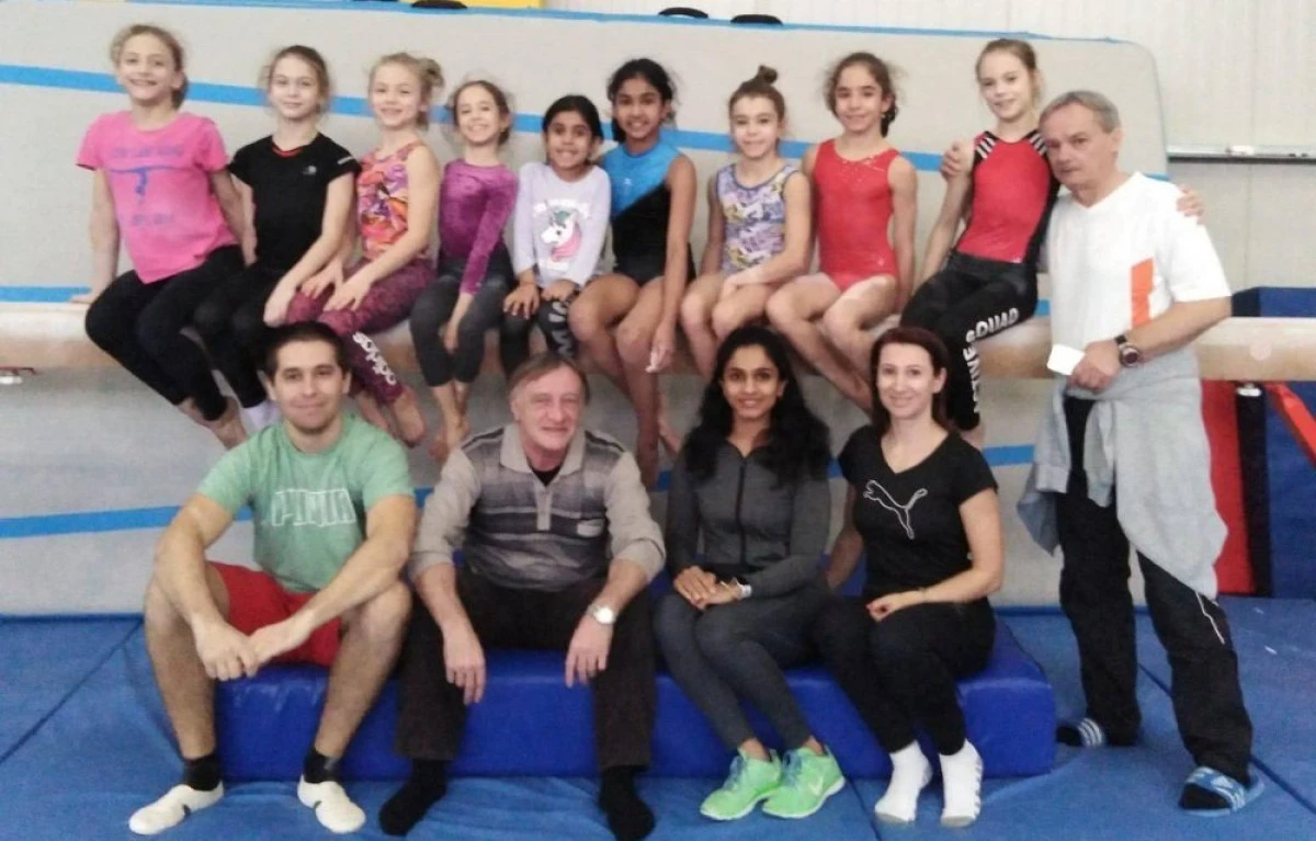 O gimnastă din Austria, în cantonament la Arad