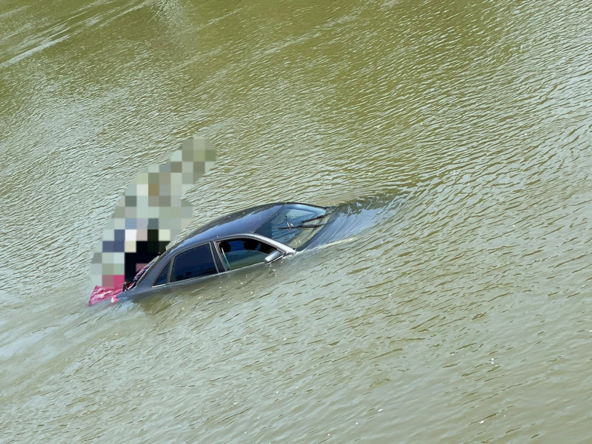 O mașină a ajuns în Mureș, la Felnac