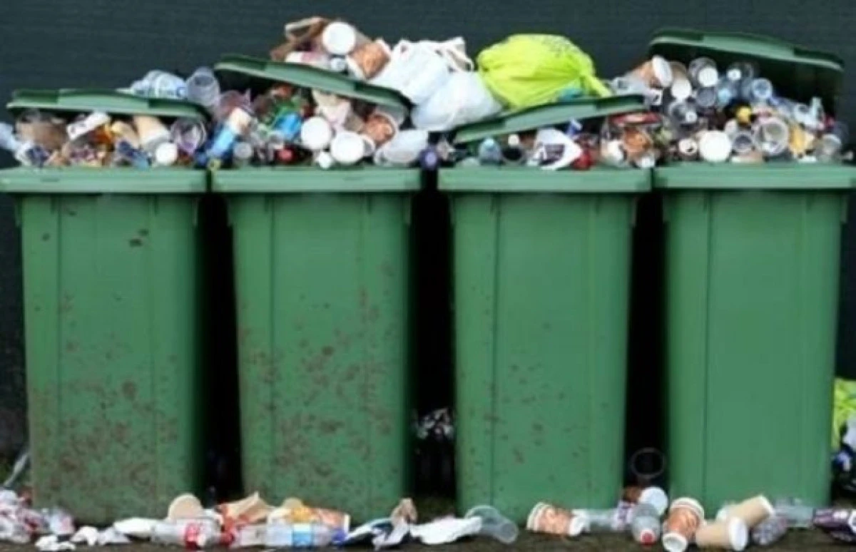 O nouă criză a gunoaielor afectează zeci de localități din județul Arad