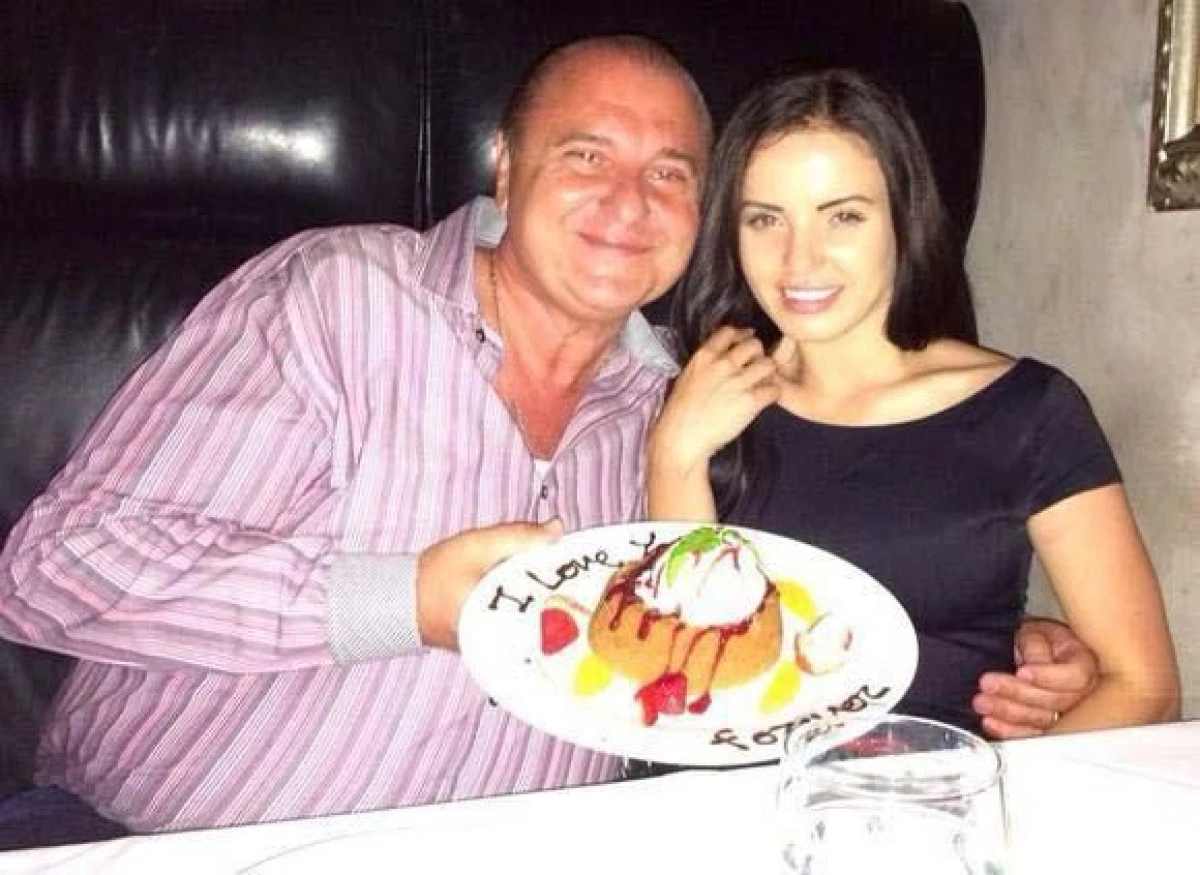 O NOUA RELATIE IN SHOWBIZ? UN MILIONAR CELEBRU S-A INTORS IN BRATELE UNEI BRUNETE APETISANTE?