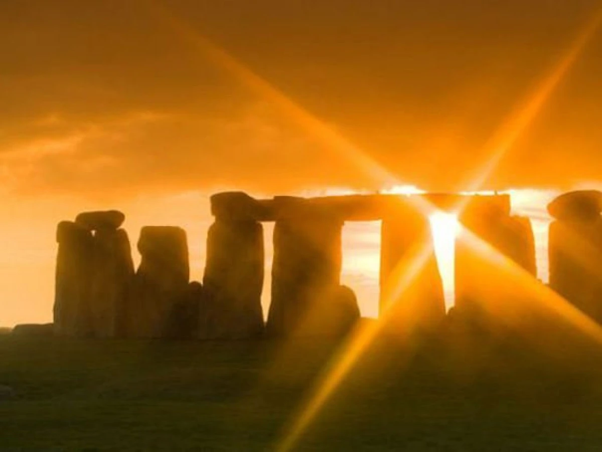 O replică Stonehenge a dat mari bătăi de cap unor arheologi din Marea Britanie