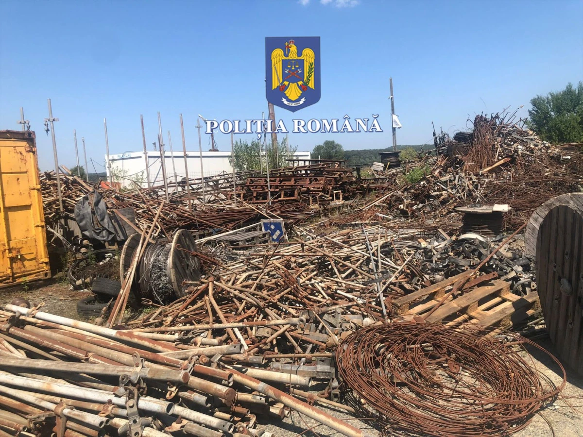 O sută de tone de deșeuri au fost descoperite la o societate comercială din Vărădia de Mureș