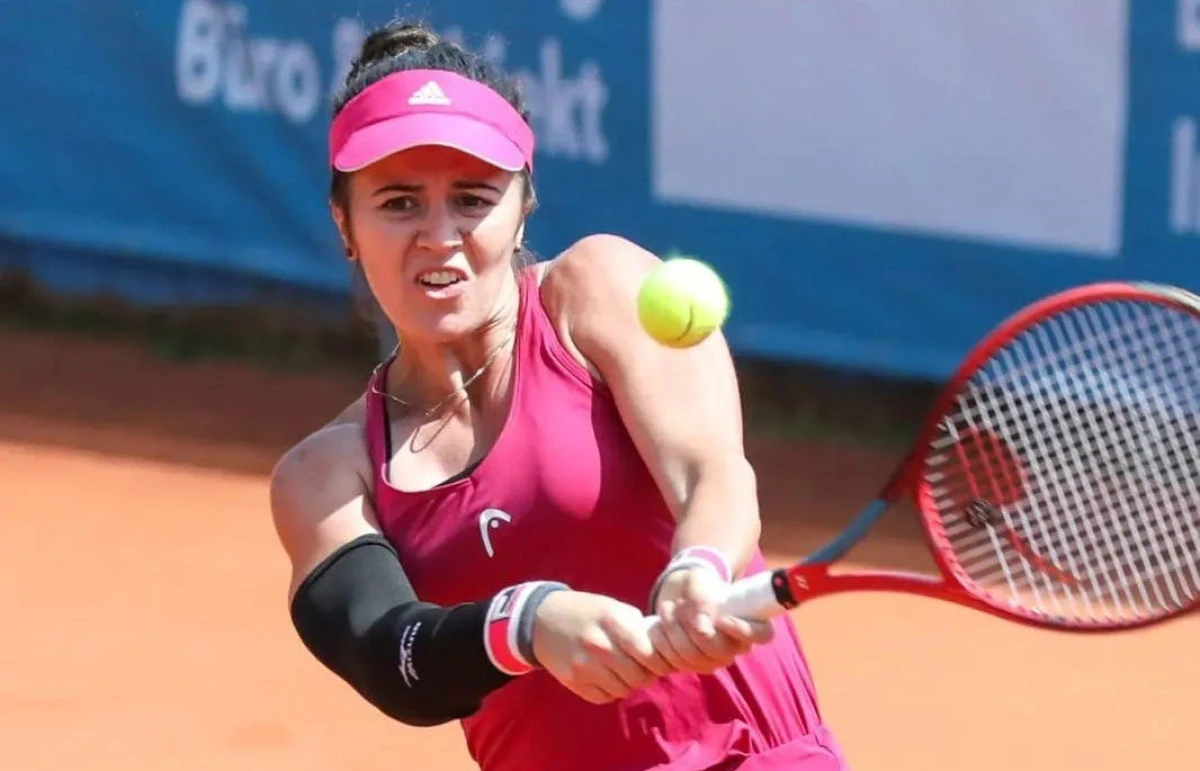 O tenismenă de la Sportsin Arad a câștigat proba de dublu a turneului ITF de la Bistrița