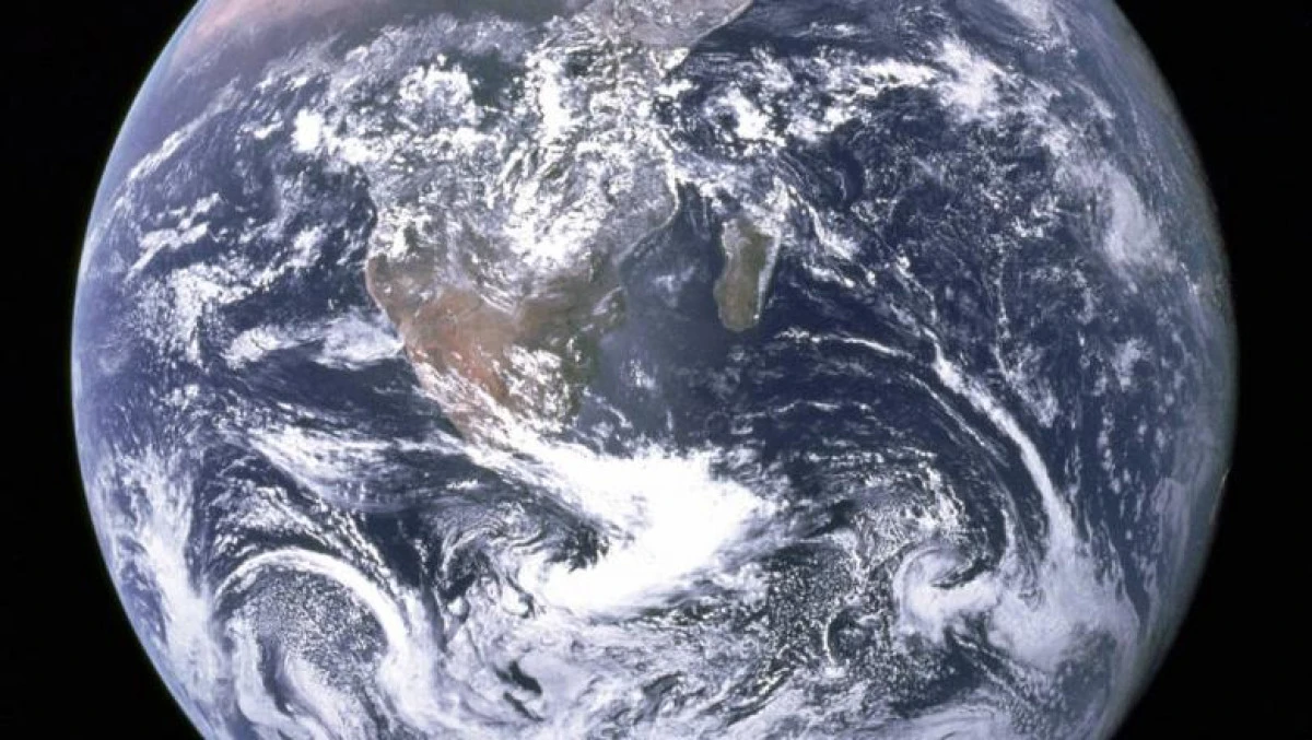 O uriaşă placă tectonică de sub Oceanul Indian se rupe în două