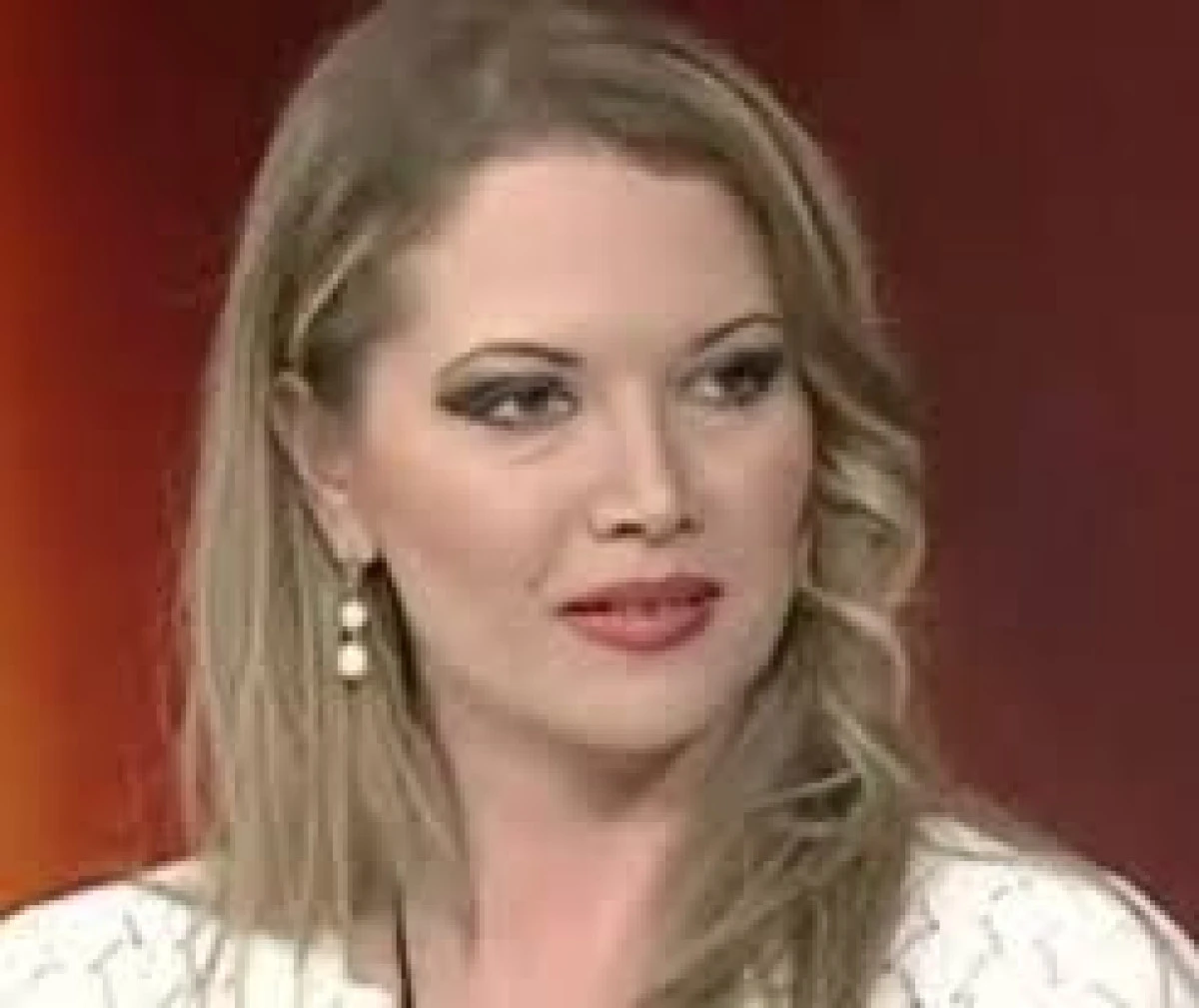 OANA LIS, REPROSURI CATRE AMANT: “NU M-AI PROTEJAT“