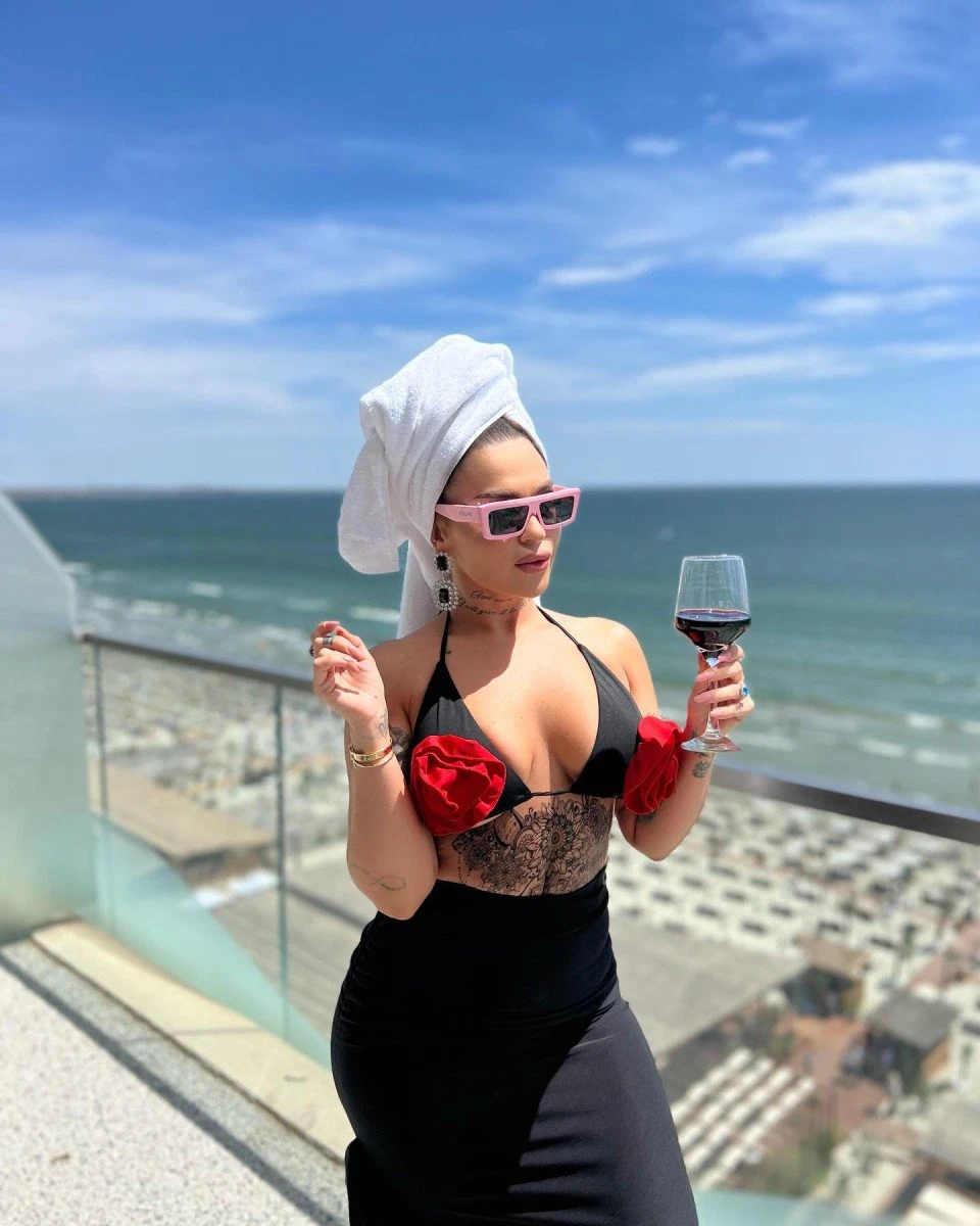 Oana Radu are probleme cu vocea
