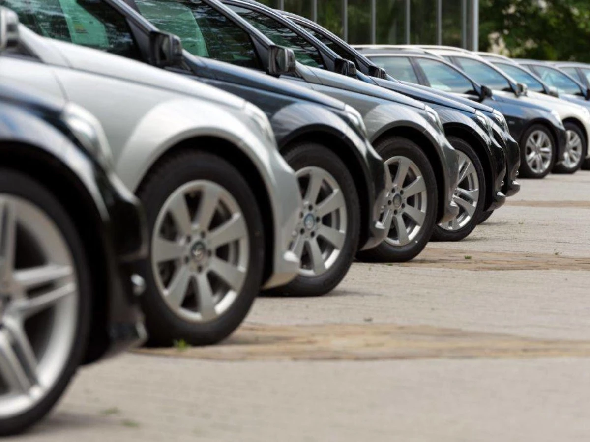 Oferte de nerefuzat la „piața auto“ ANAF
