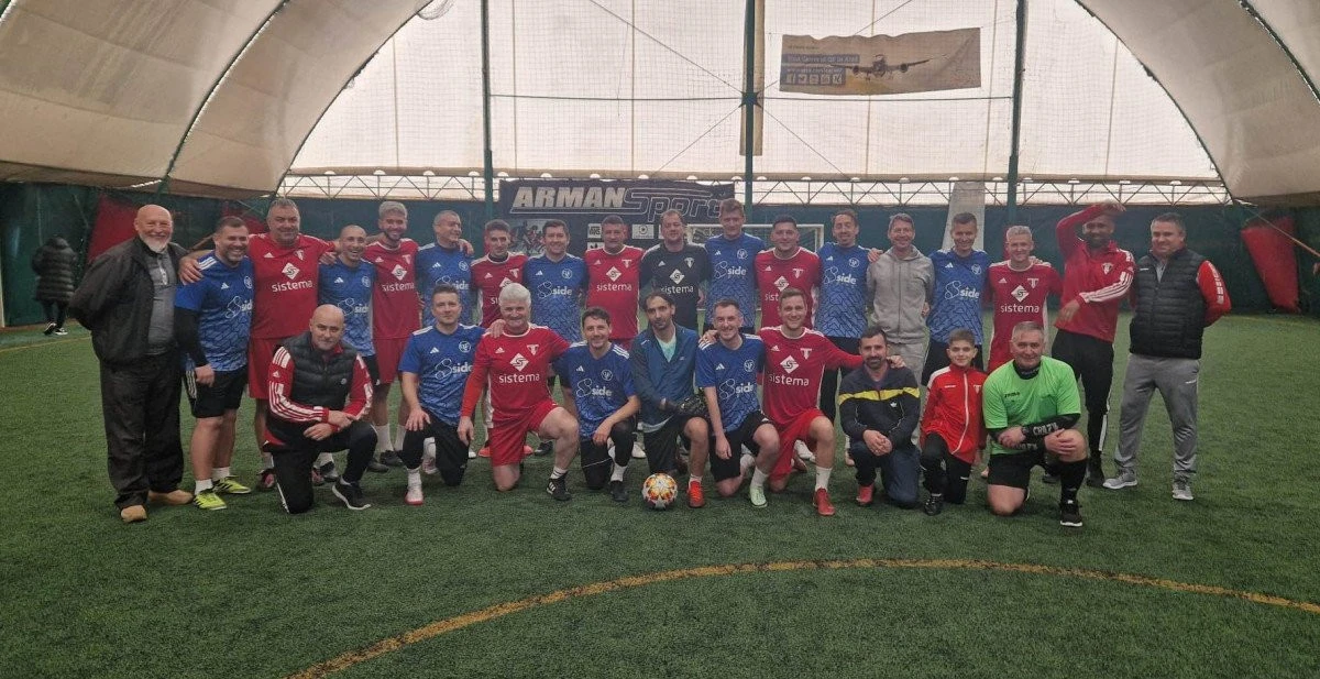 Old Boys UTA, prezentă pe teren și în scop caritabil! Turneul de minifotbal - câștigat de Old School