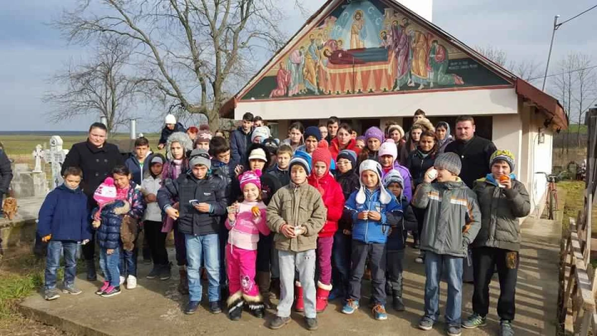 Omul care sfințește locul: Părintele Danu și cele 70 de suflete de care are grijă