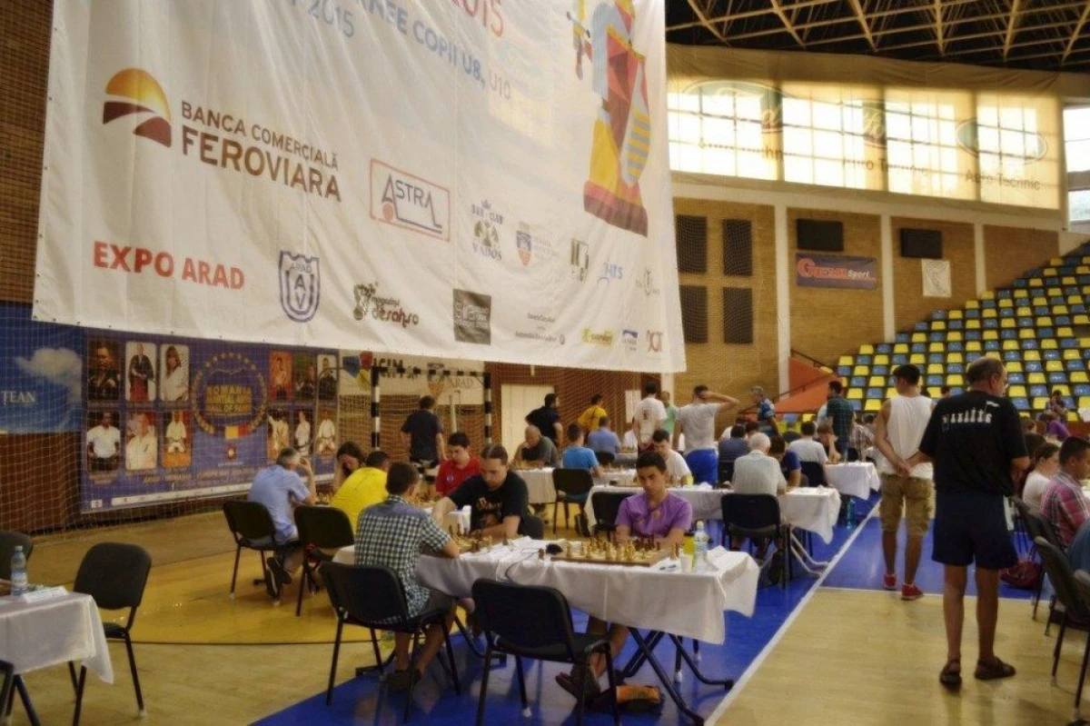 OPEN-UL DE SAH DE LA ARAD A AJUNS LA JUMATATEA COMPETITIEI, CU DESTULE SURPRIZE