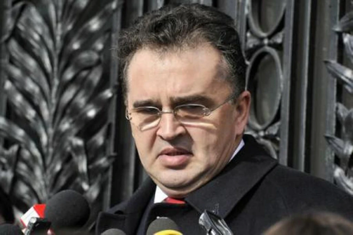 OPRISAN: DOSARUL "REFERENDUMUL" ESTE UNUL POLITIC. IN SUA CETATENII SUNT ADUSI LA VOT CU AUTOCARUL