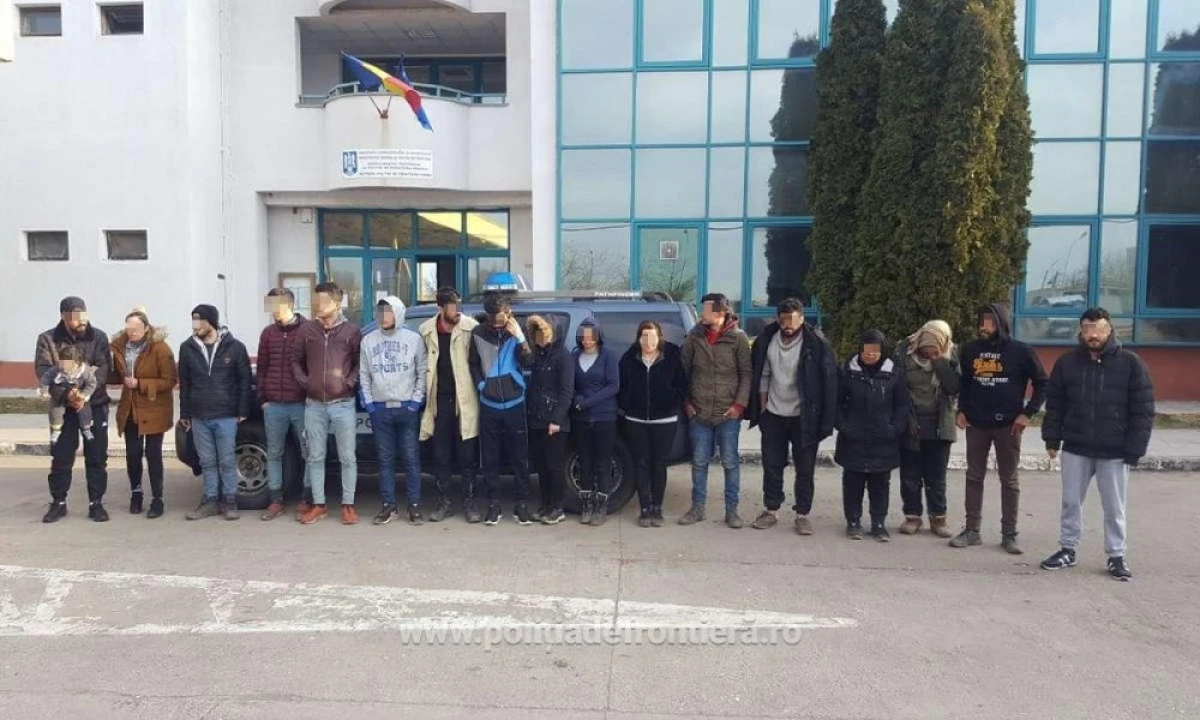 Optsprezece cetățeni din Siria, Iran și Irak, opriţi la frontiera cu Ungaria