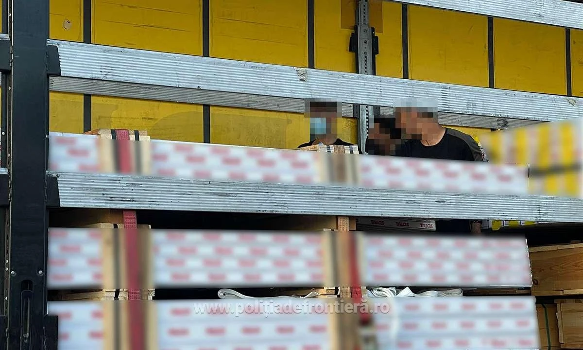 Optsprezece migranți ascunși în TIR-uri, depistați la frontiera cu Ungaria