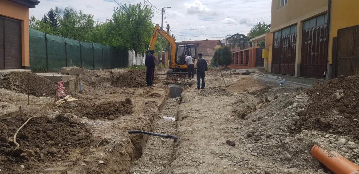 Oraș de secol XXI: Aradul mai are 55 de străzi de pământ