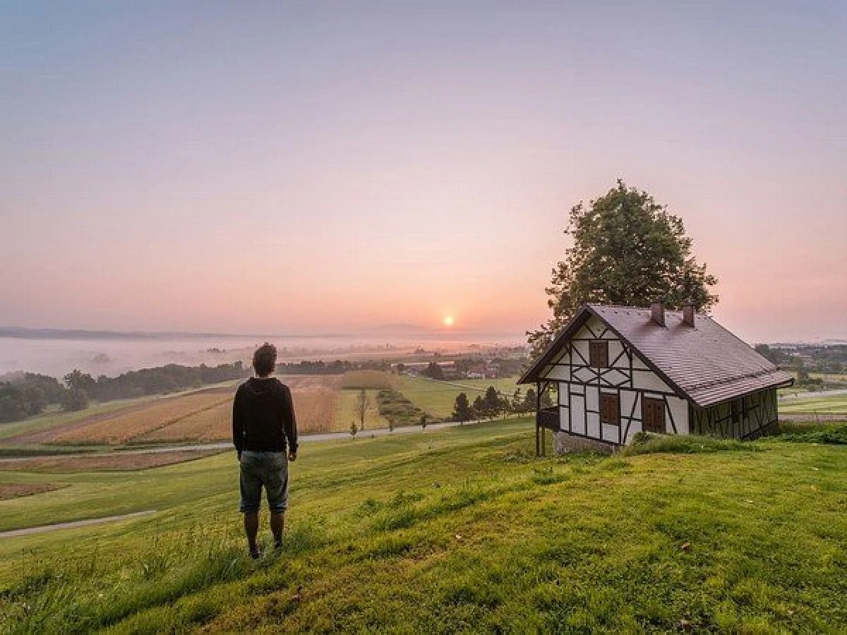 Oraşul în care casele se vând cu doar 1,5 lei. Zeci de familii s-au mutat deja!