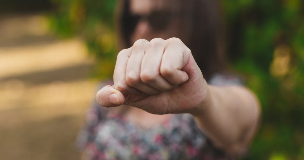 Ordin de protecție pe numele a două persoane care și-au agresat părinții