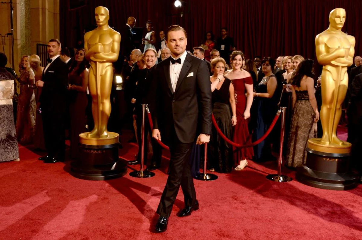 OSCAR 2016: SPOTLIGHT, CEL MAI BUN FILM. LEONARDO DI CAPRIO A PRMIT IN SFARSIT STATUETA