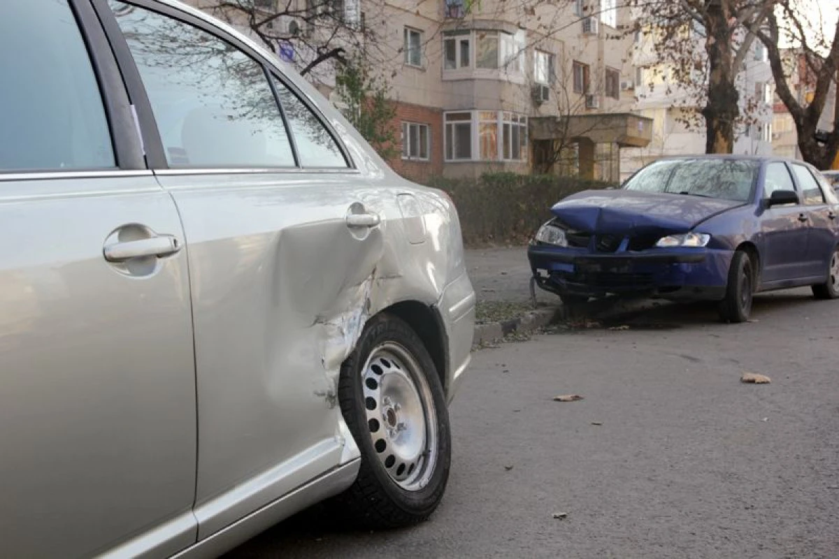PAGUBITII POT OBTINE DATELE VEHICULULUI SAU ALE SOFERULUI VINOVAT DE PRODUCEREA UNUI ACCIDENT