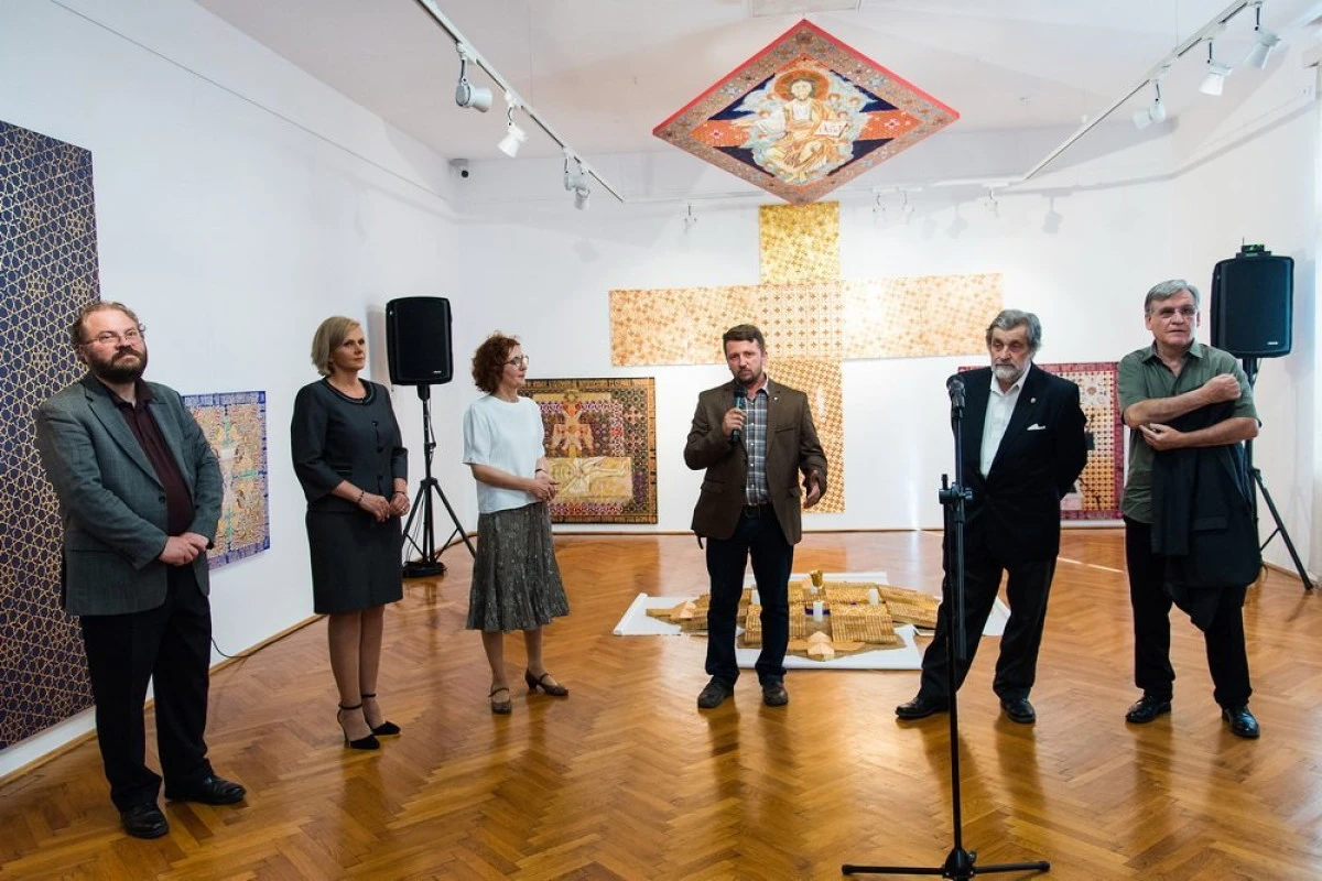 Până când puteți vizita expoziția ”Lumină și Har” a lui Silviu Oravitzan