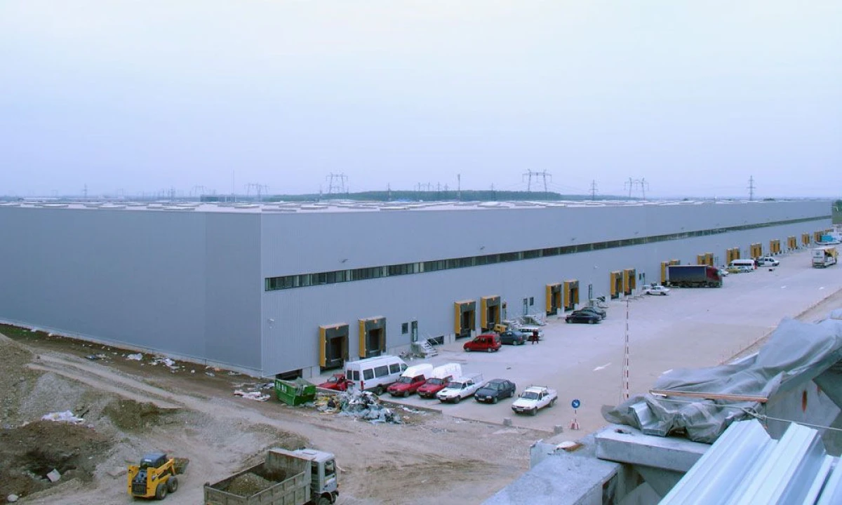 PARC INDUSTRIAL DIN ARAD, SCOS LA VANZARE DIN CAUZA DATORIILOR DE 114 MILIOANE DE LEI