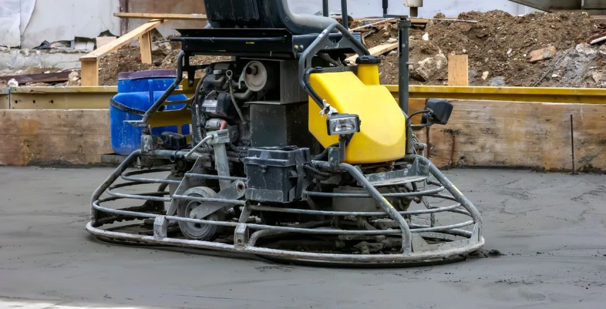 Pardoseli din beton elicopterizat sclivisit de la HORMEX