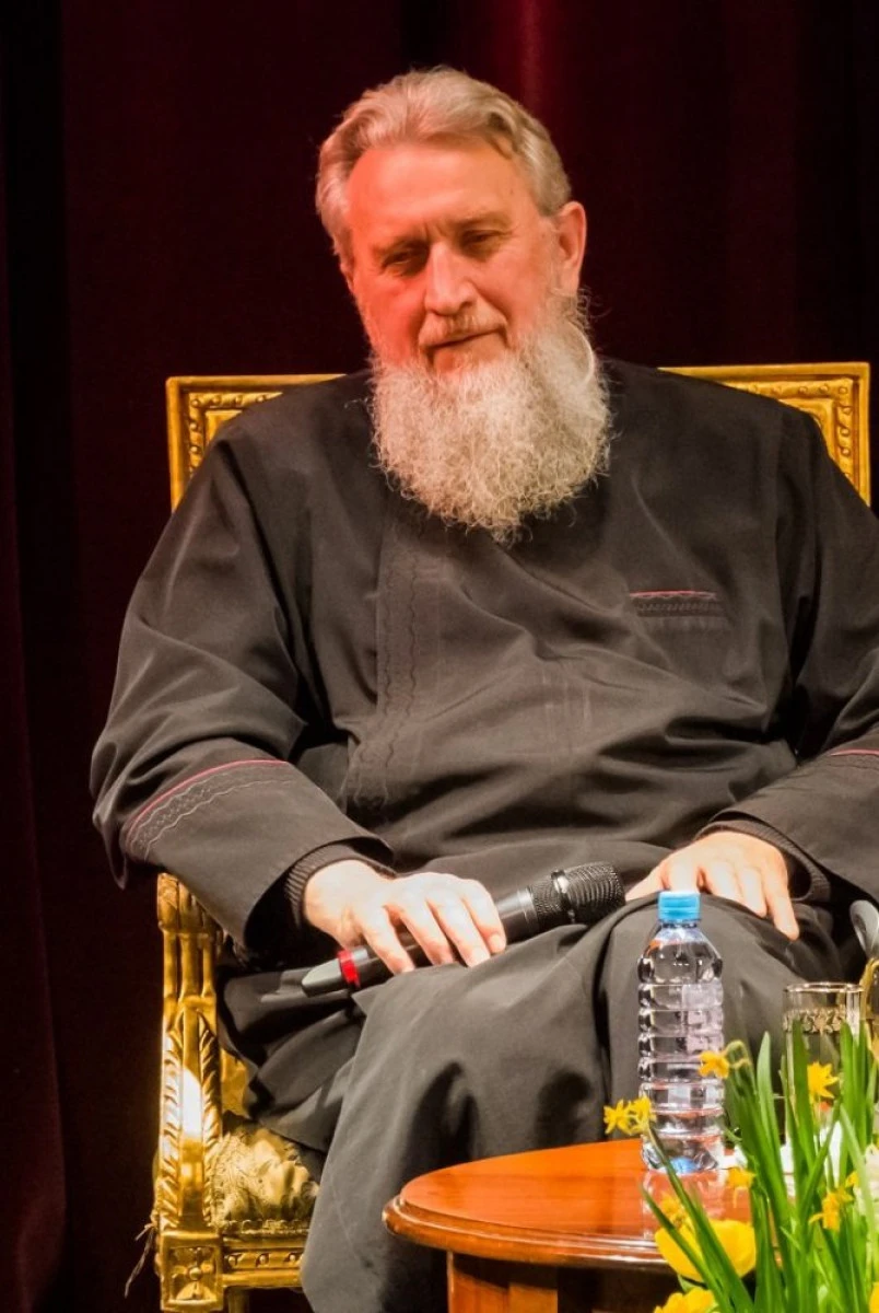 Părintele Vasile Mihoc va conferenția la Arad              