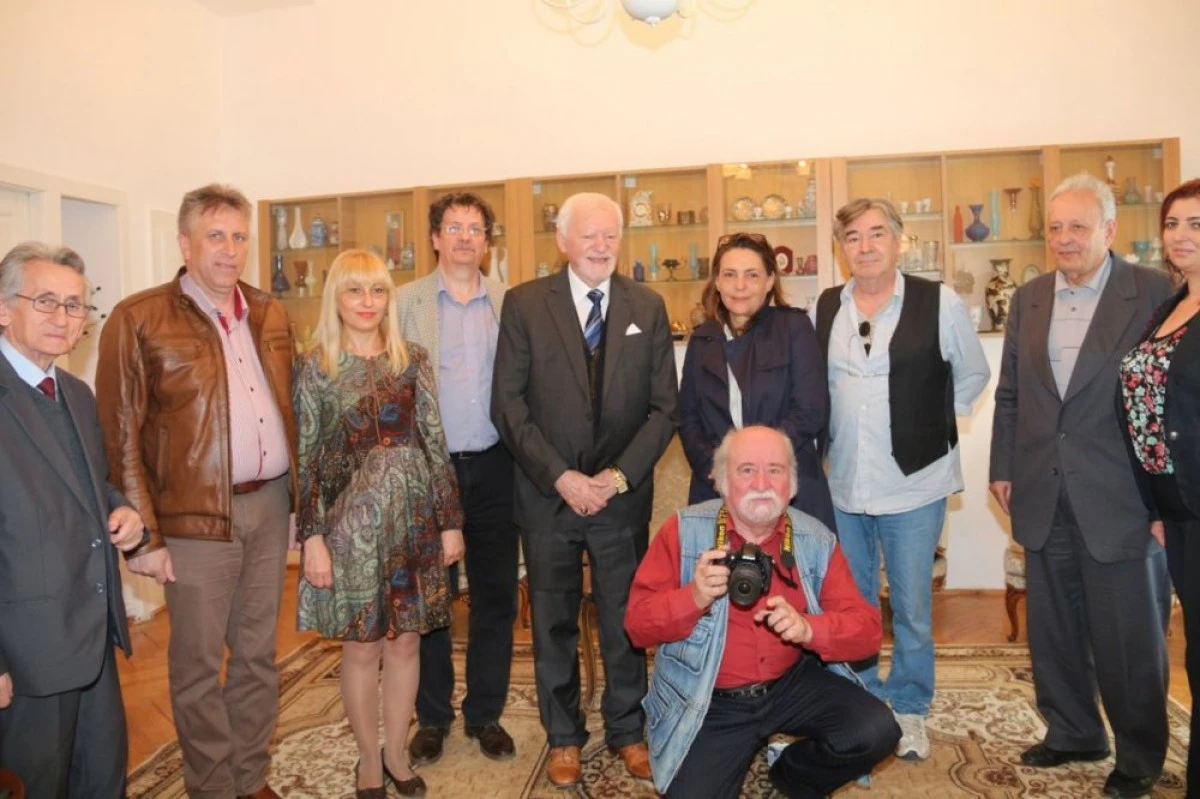 Parteneriat între UVVG Arad şi Aristoteles Workshop